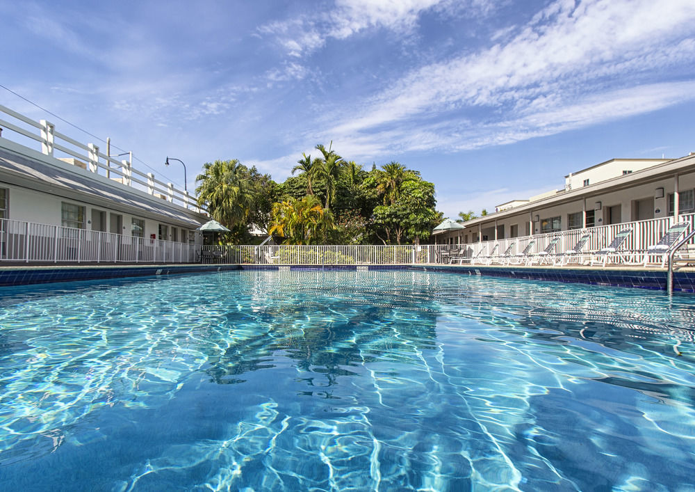 Hotel Days By Wyndham Miami Airport North Miami Springs