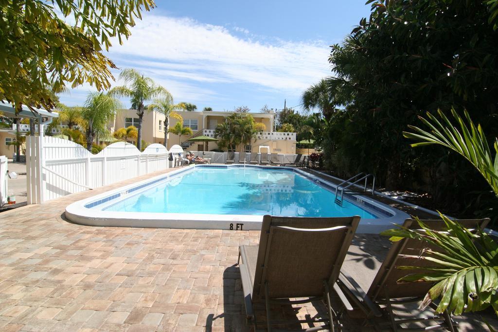 Beach Villas Aparthotel 3*