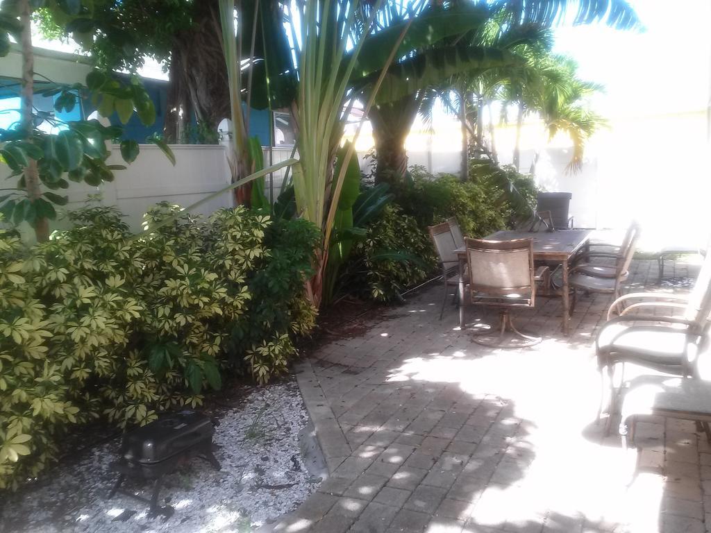 Beach Vacation Get-away * St. Pete Beach