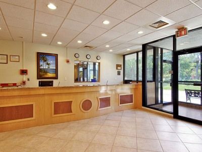 Days By Wyndham Orlando Conv. Center/international Dr Hotel 2*
