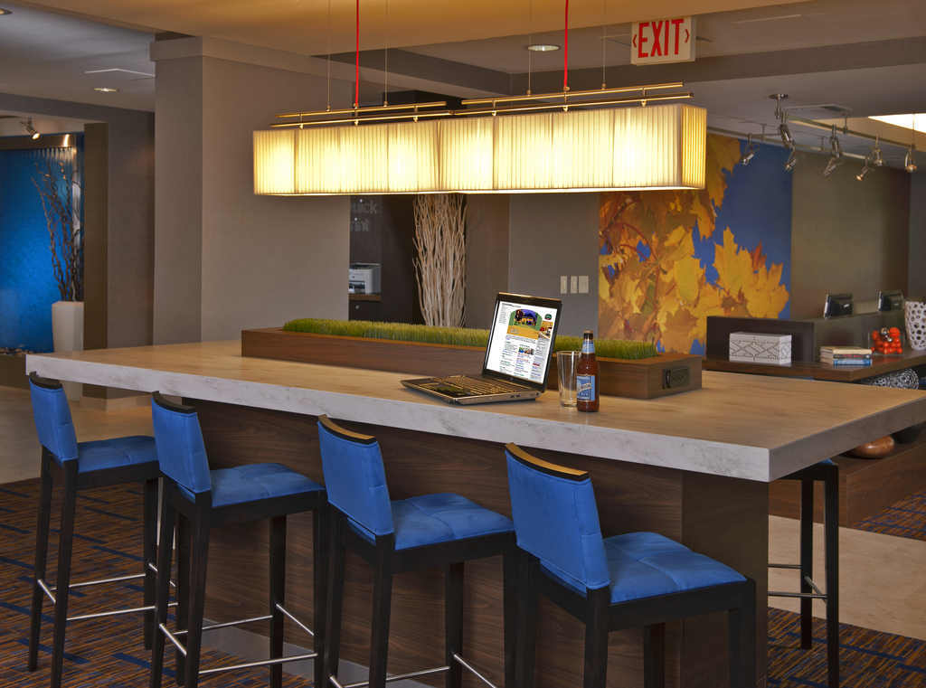 Courtyard By Marriott Miami Mall Hotel Aventura