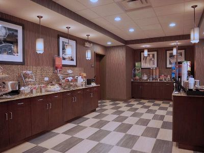 Hotel Hampton 3*