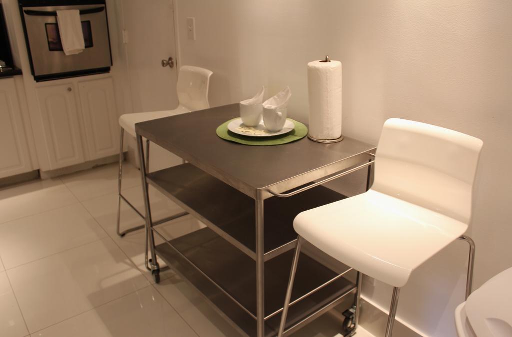 On The - Lux 2 Bedroom Miami Apartment