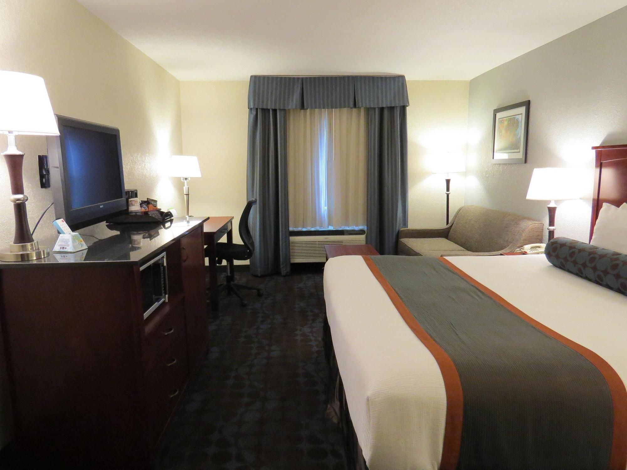 Hotel Western Hollywood/aventura 3*