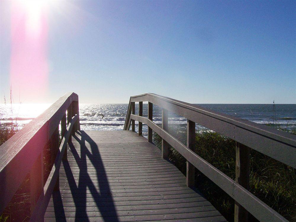 Blue Waters Treasure Island