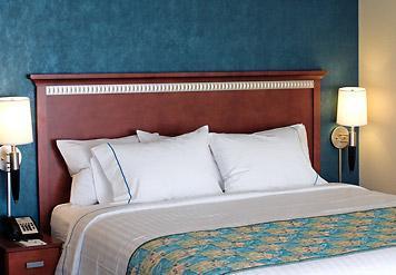 Hotel Courtyard Myers At I-75 And Gulf Coast Town Center Estero