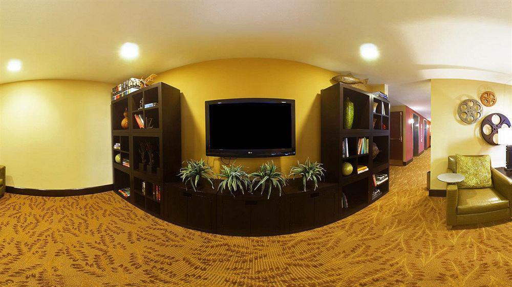 Courtyard By Marriott Sarasota/riverfront 3*