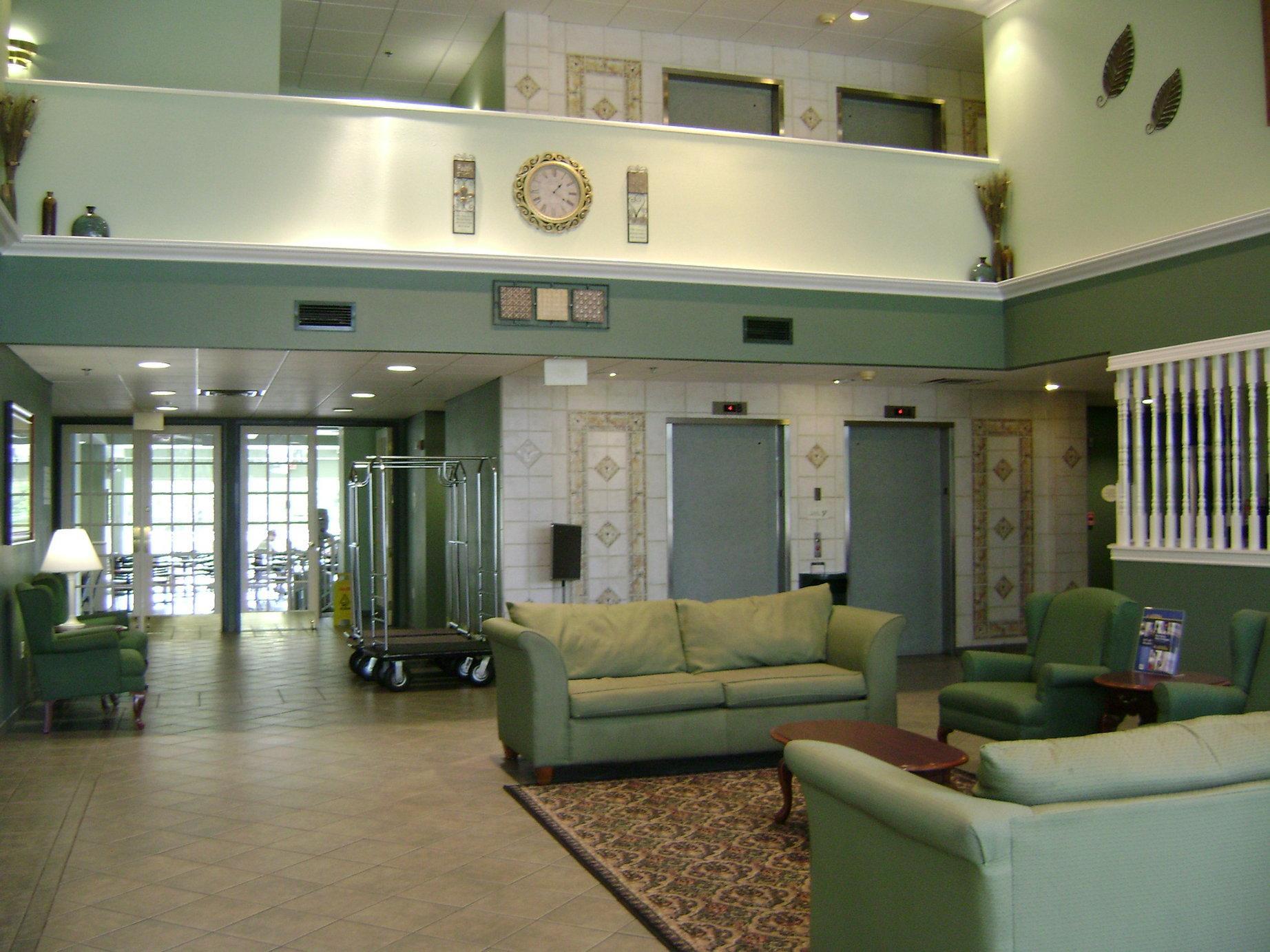 Hotel Western Plaza 3*