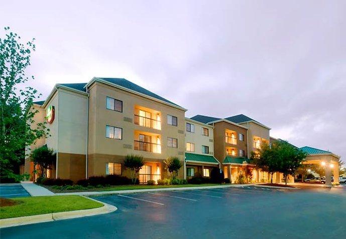 Courtyard By Marriott