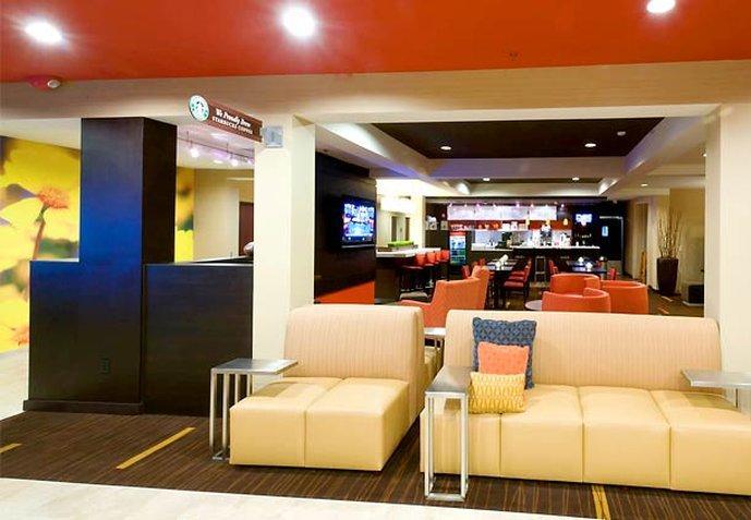 Courtyard By Marriott Hotel Pensacola