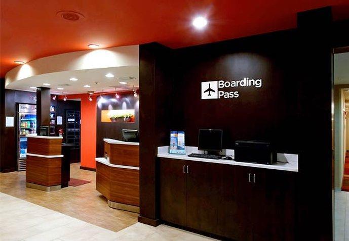 Courtyard By Marriott Hotel 3*