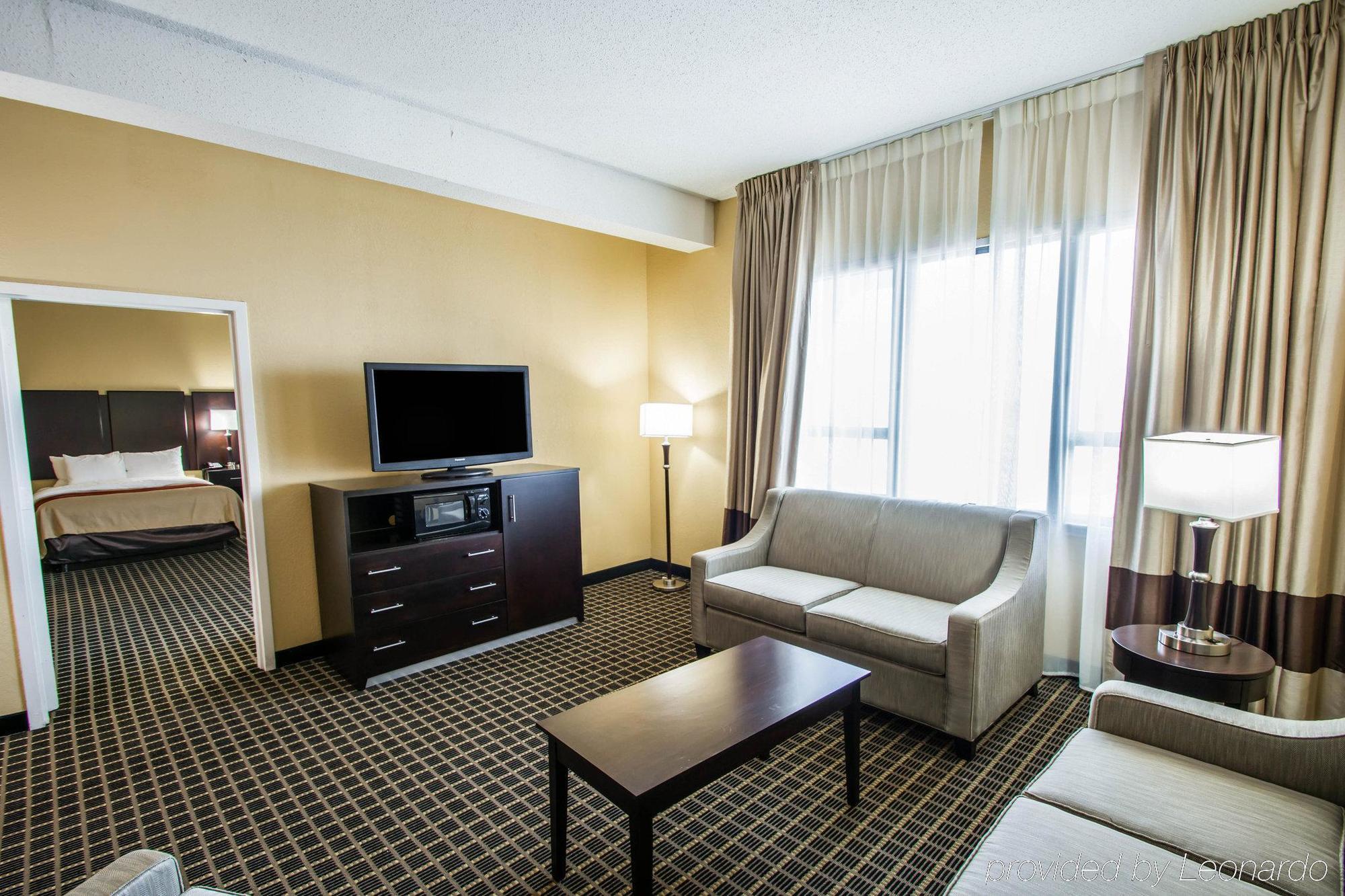 Hotel Clarion & Miami International Airport