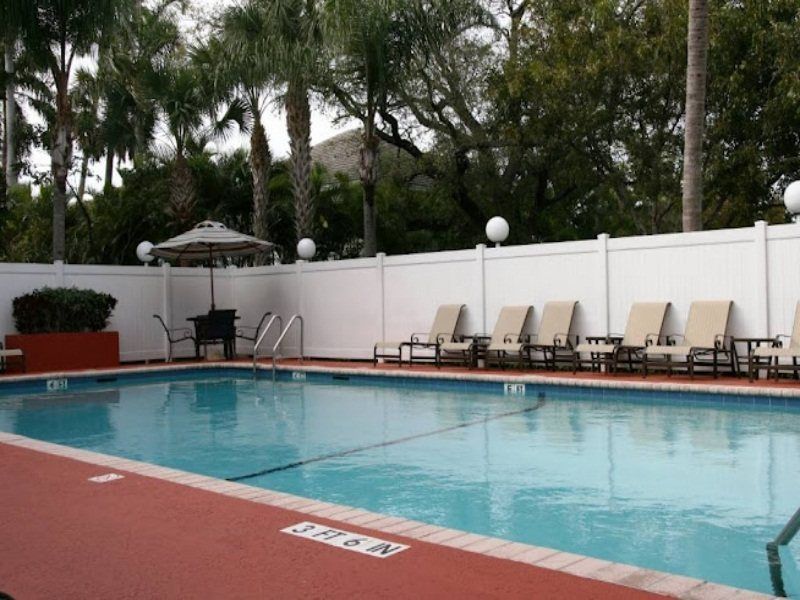 Western Lauderdale Airport Cruise Port Motel 3*