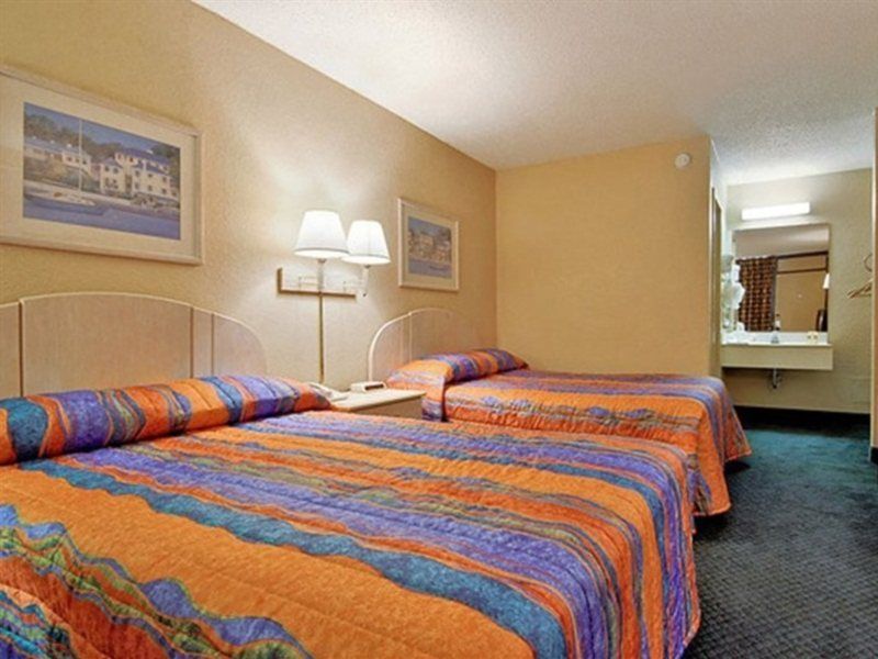 Days By Wyndham Orlando Conv. Center/international Dr 2* Williamsburg