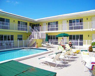 Hotel Getaways At Berkshire Beach Club Deerfield Beach