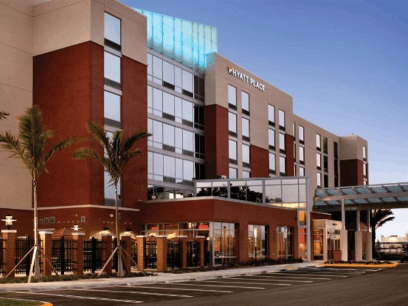 Hyatt Place Lauderdale Airport/cruise Port Hotel 3*