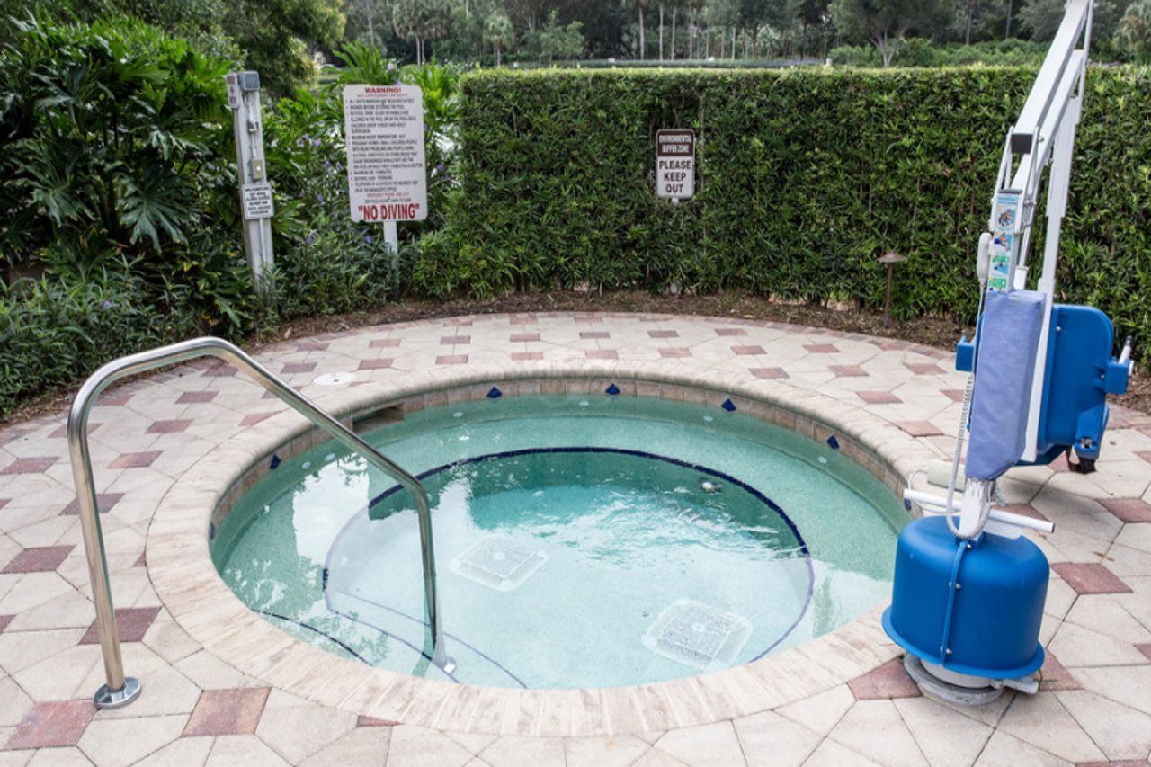 Hotel Trianon Bonita Bay