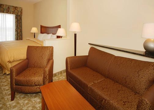 Express East By Ihg Hotel 3*