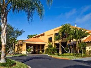 Courtyard By Marriott Sarasota/riverfront Hotel Bradenton