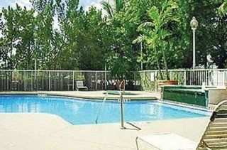 Springhill Lauderdale Airport 3*
