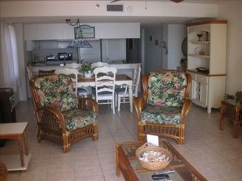 Las Brisas Hotel 2*