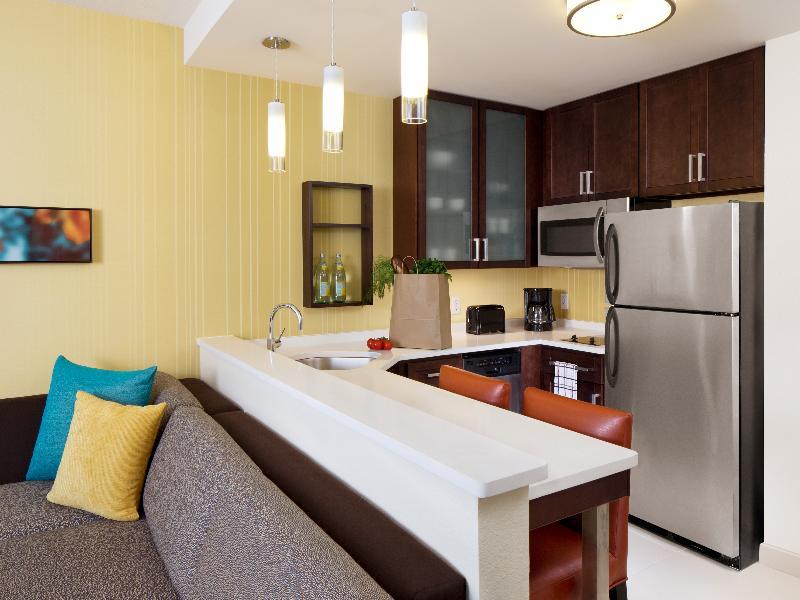 Hotel By Marriott Miami Airport West/doral Doral