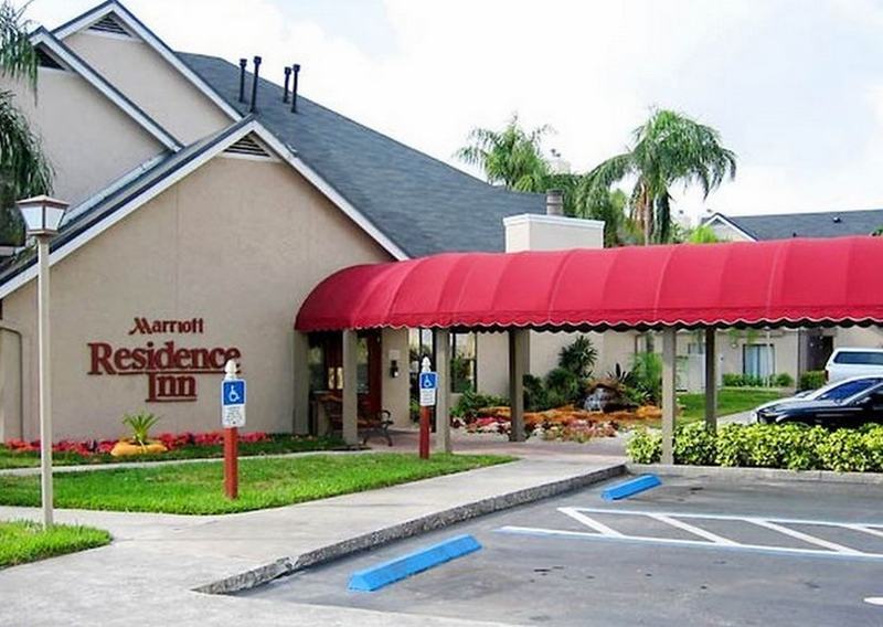 By Marriott Miami Airport West/doral 3*