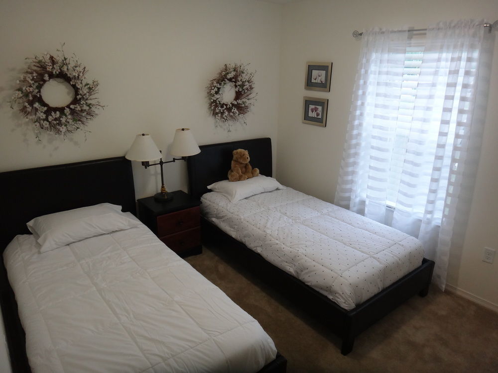 Hotel Crystal Cove By Cozykey Vacation