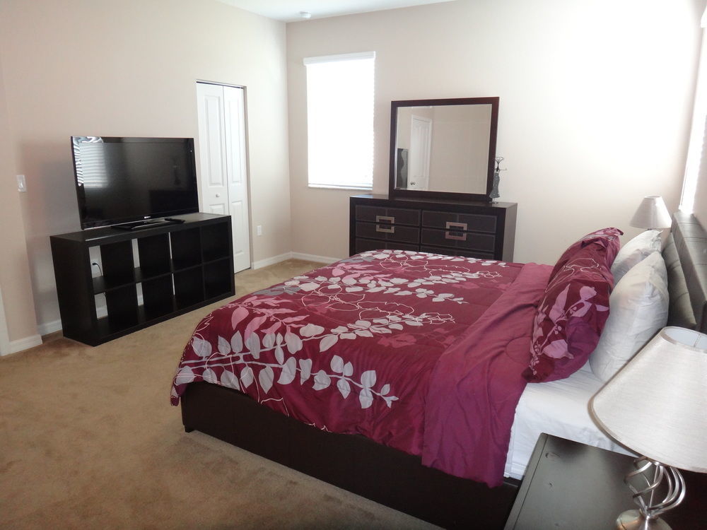 Crystal Cove By Cozykey Vacation Hotel 4*