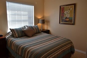Schooner Aparthotel 2*