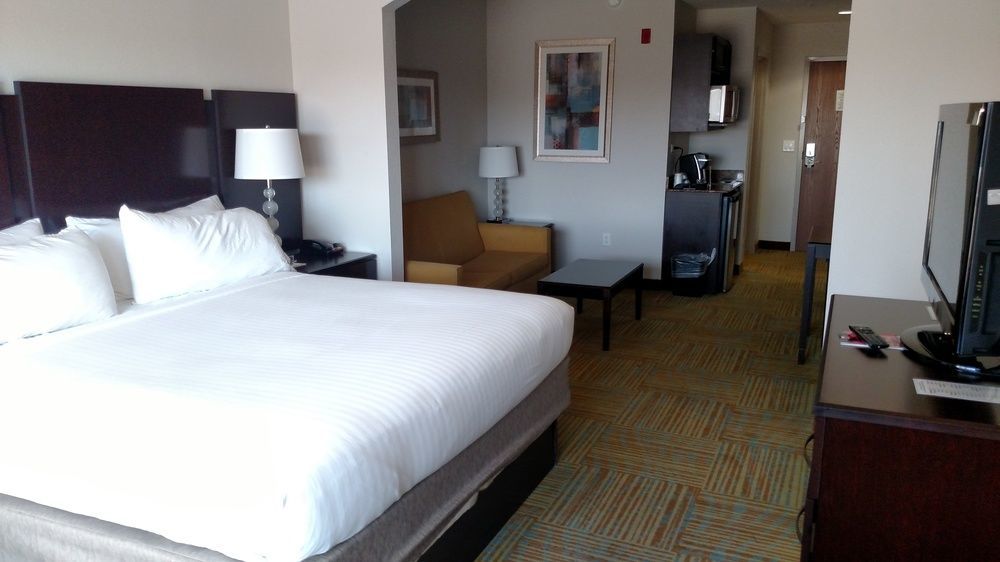 Express & Perry, An Ihg 2*