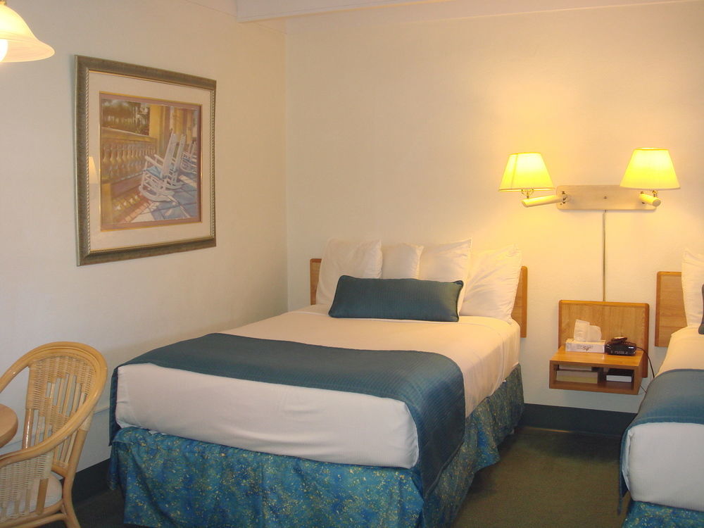 Shell Hotel