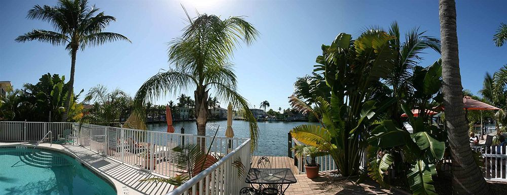Manatee Bay 3*