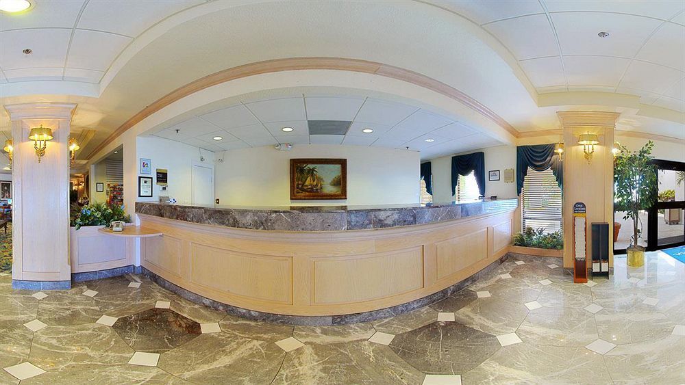 Express - West By Ihg Hotel 3*