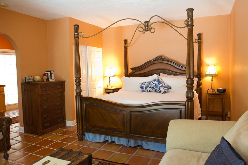 Mango 3* Lake Worth Beach
