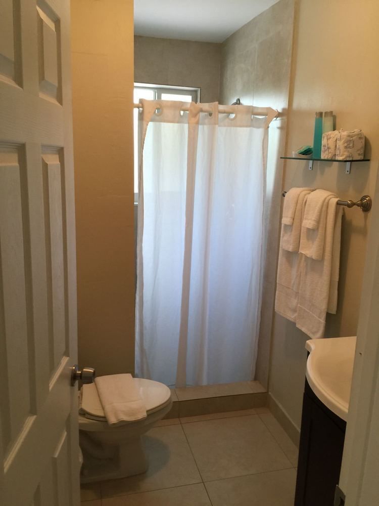 Broadwalk Oceanside 3*