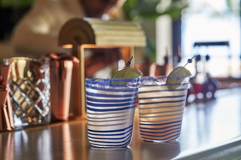 Four Seasons At The Surf Club Hotel