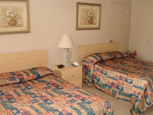 Knights Hallandale 2* Hollywood
