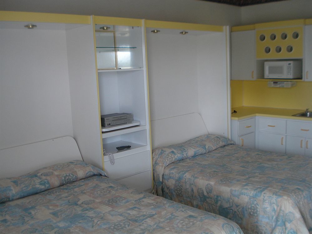 Knights Hallandale Hotel