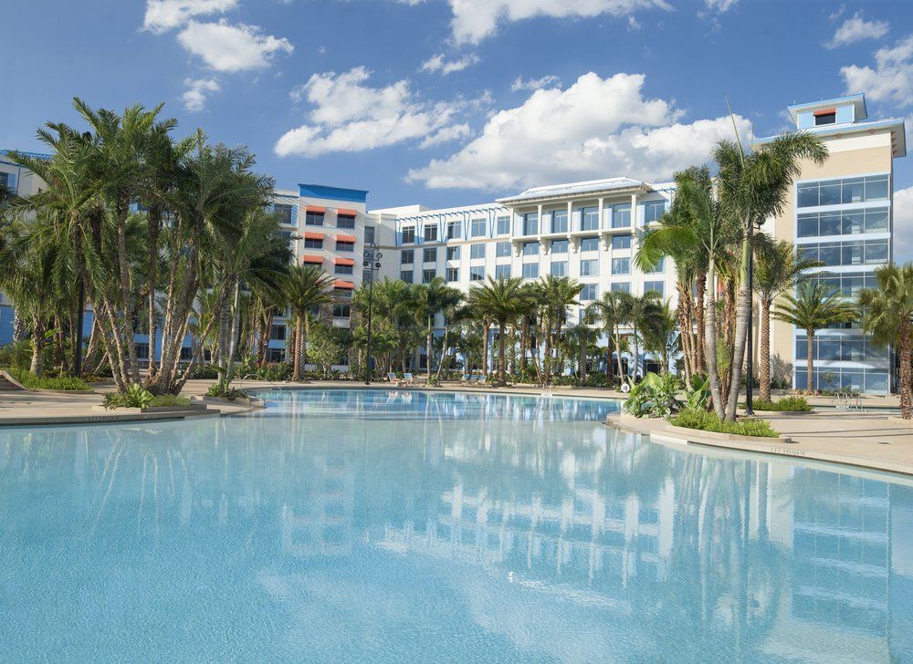 Universal's Loews Sapphire Falls