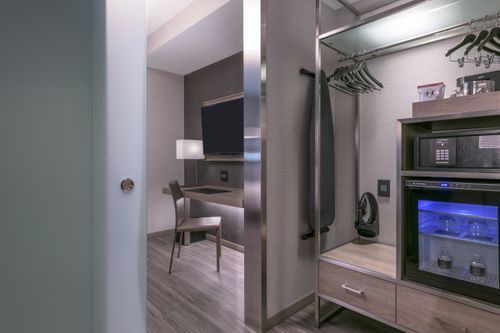 Ac By Marriott Miami Hotel