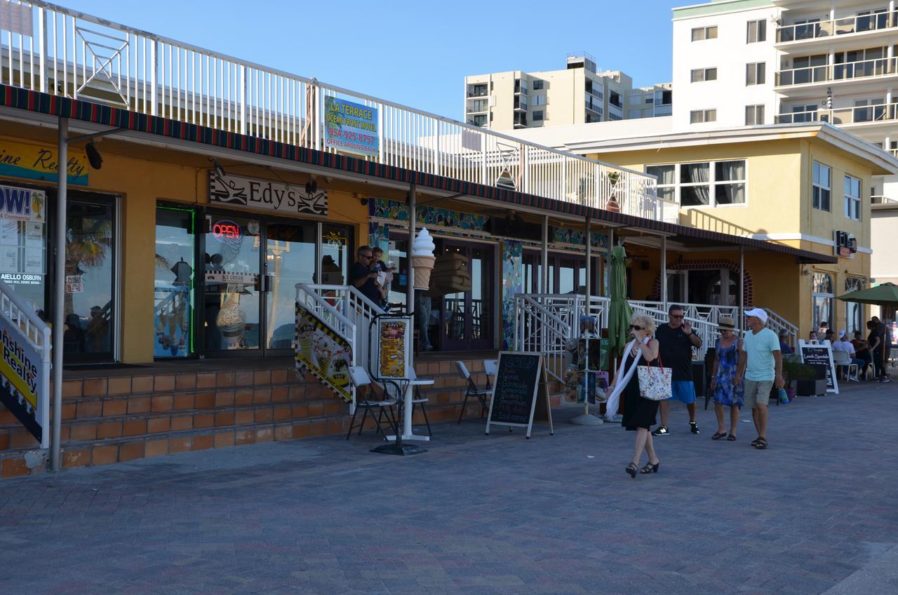 Hotel La Terrace Oceanfront