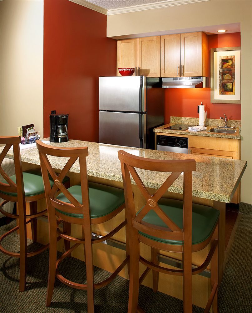 Lauderdale Pompano Beach/oceanfront Hotel 3*
