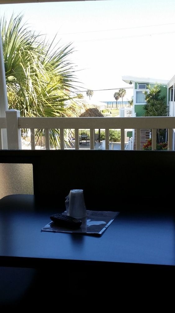 Motel The Palms On Ocean Pompano Beach