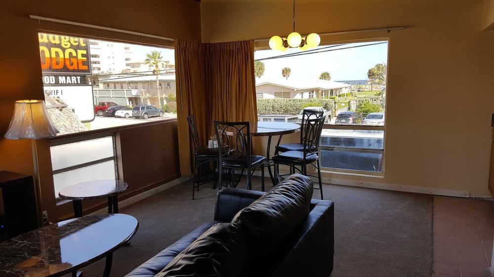 The Palms On Ocean Motel
