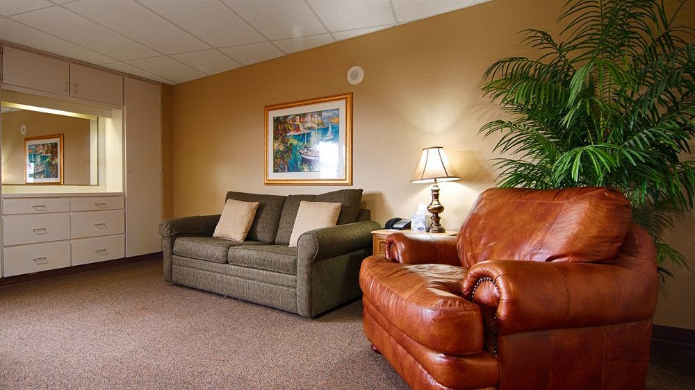 Forum Hotel Pompano Beach