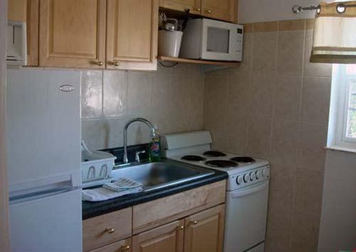 Breakaway Motel 2*