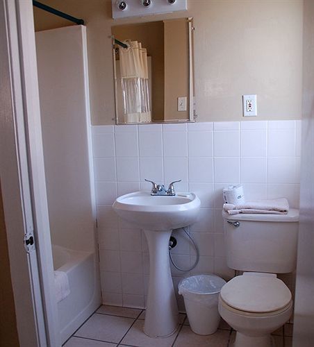 Hotel Palm Grove 2*