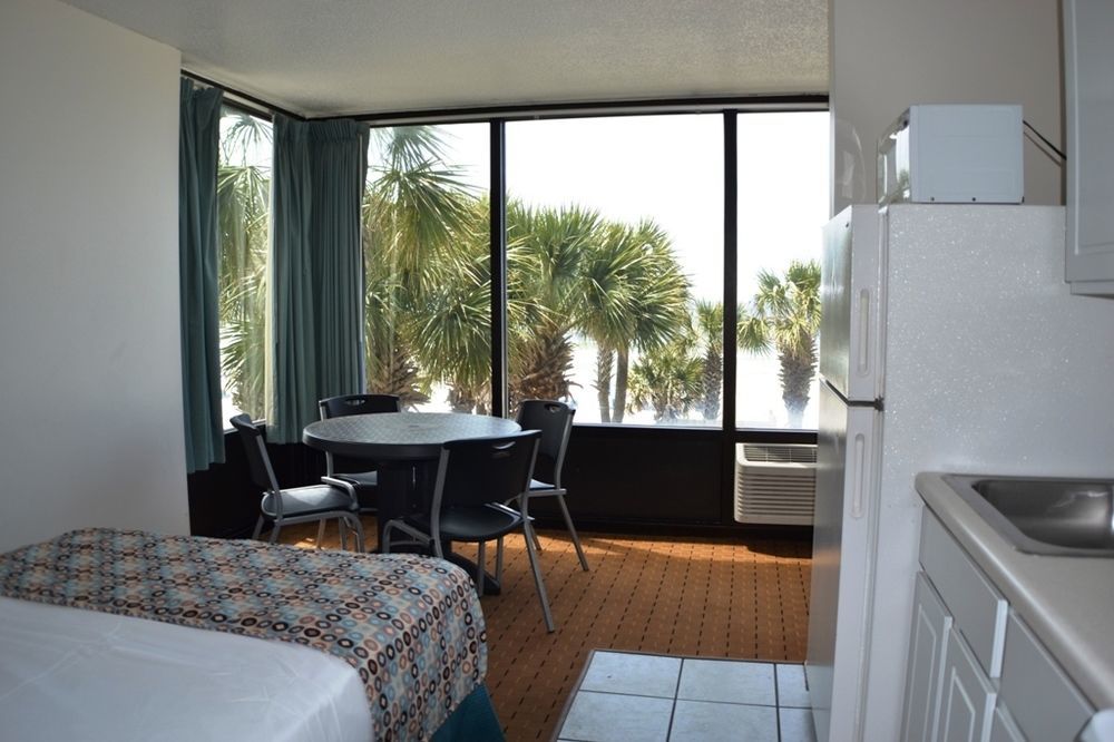 Bikini Hotel