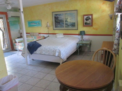 Angler's Motel 2*